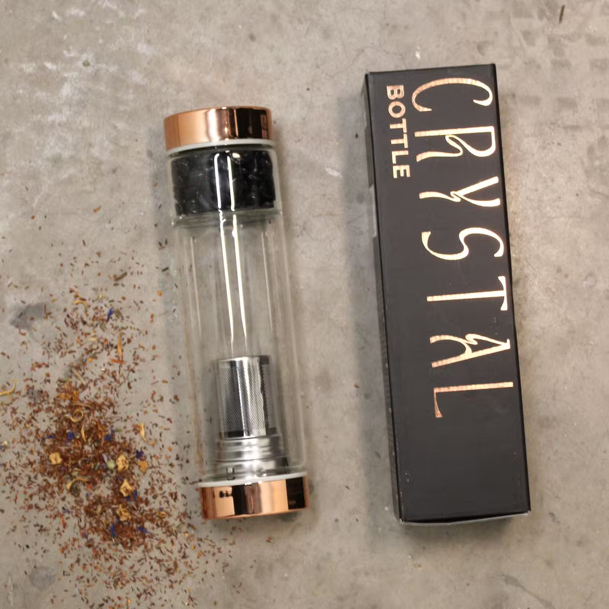Glasflaska med tesil 500 ml – rosenkvarts