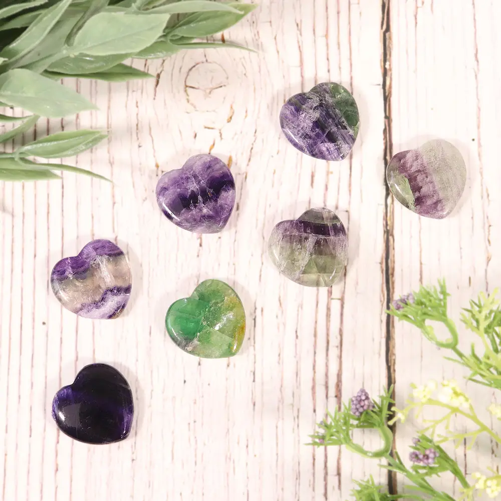 Kristallhjärta mini Regnbågsfluorit