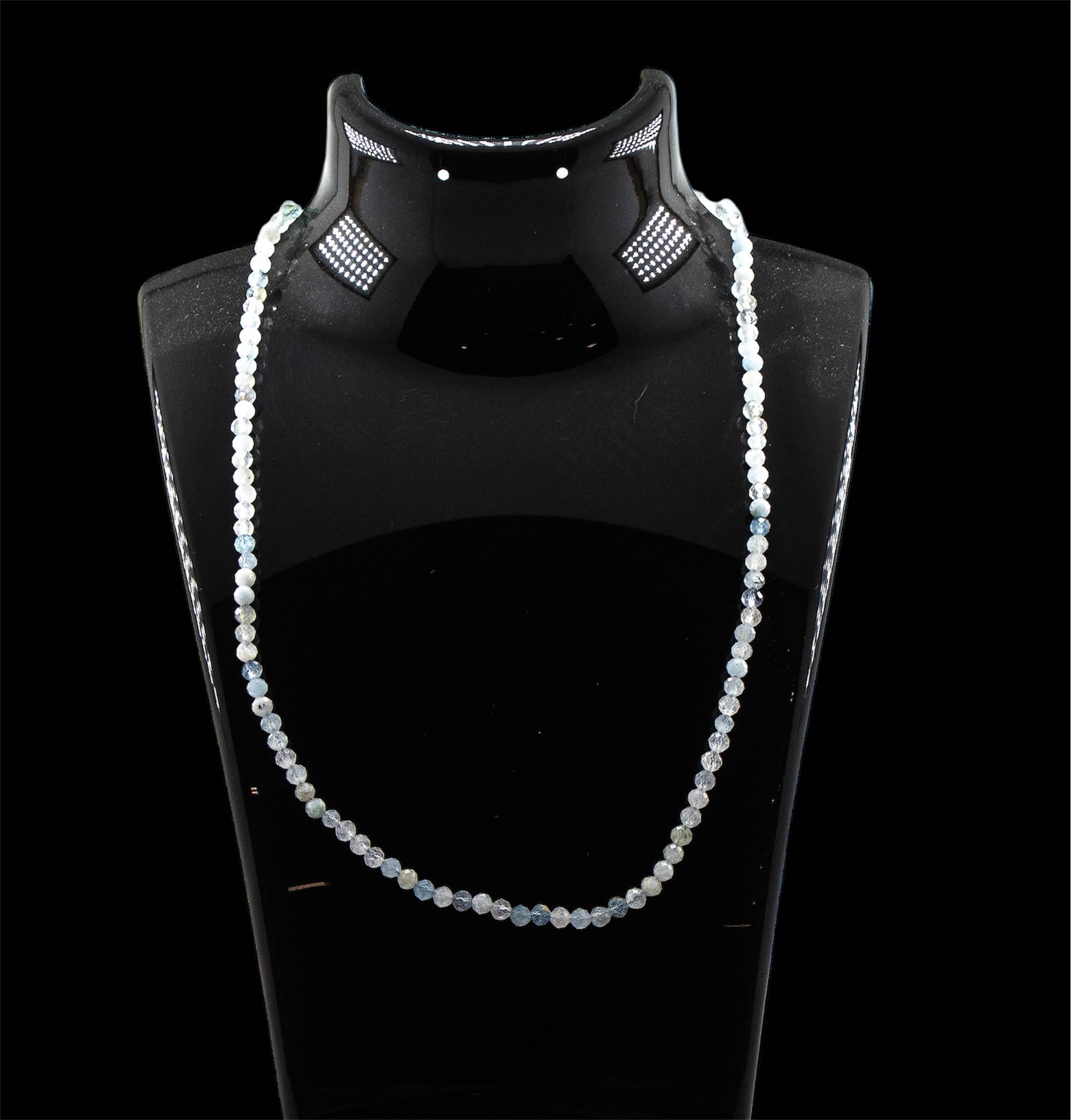 Kaulakoru Akvamariini 4mm - fasettihiottu