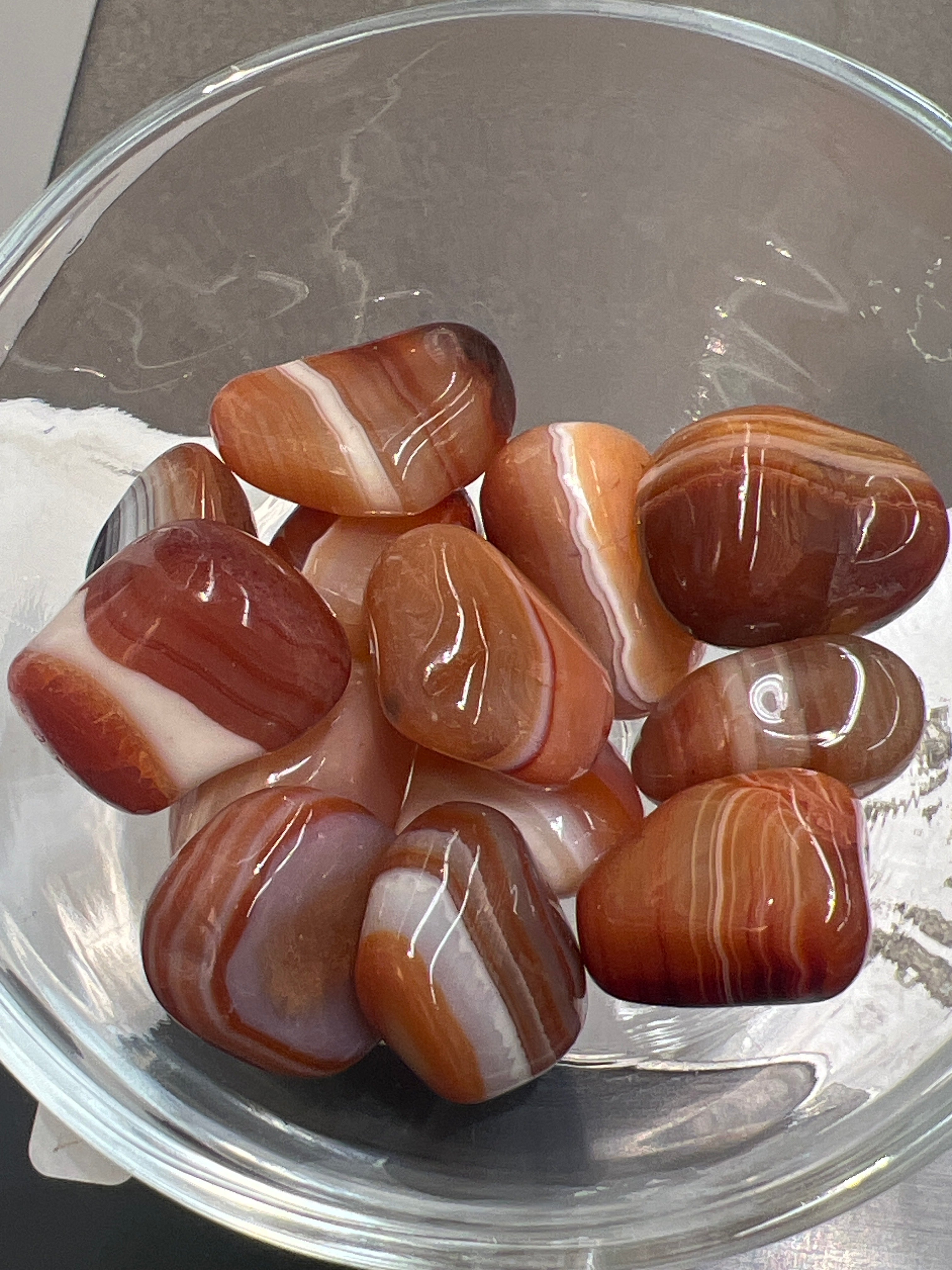 Polerad karneol 2-4 cm