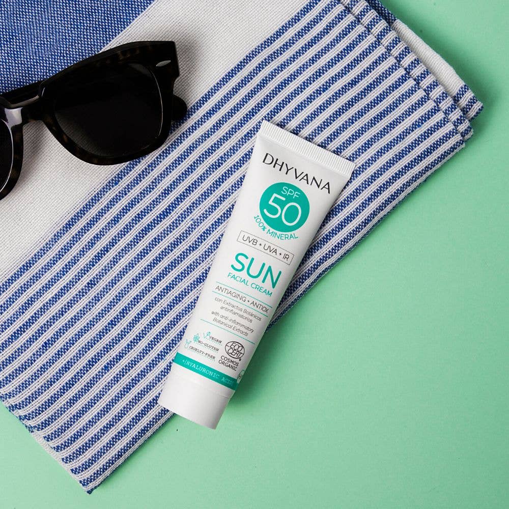 Dhyvana Solkräm för ansikte SPF50 50ml