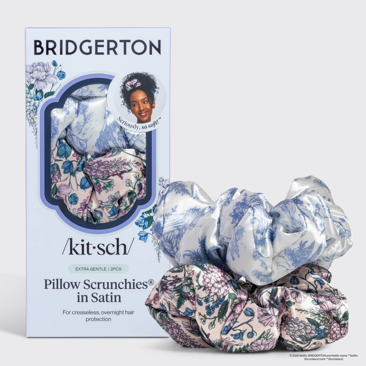 Bridgerton x Kitsch Satin Pillow Scrunchies® i Toile in Bloom