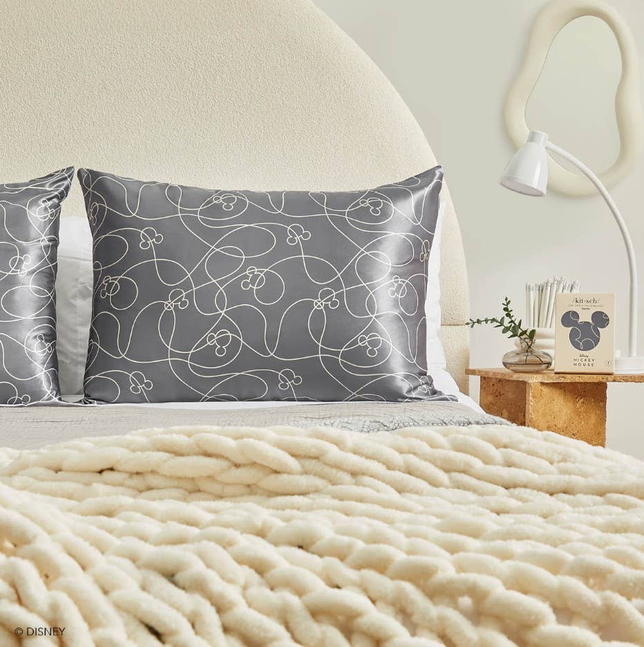 Kitsch Mickey & Minnie örngott i satin – Mickey Maze