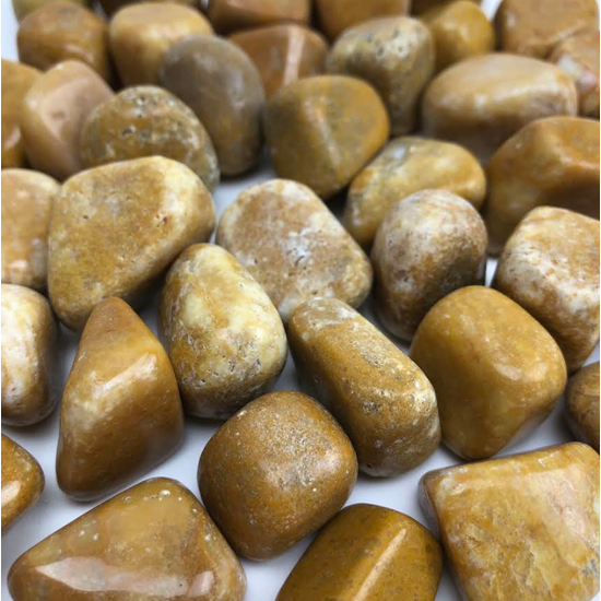 Rumpuhiottu Keltainen Jade 15-25mm