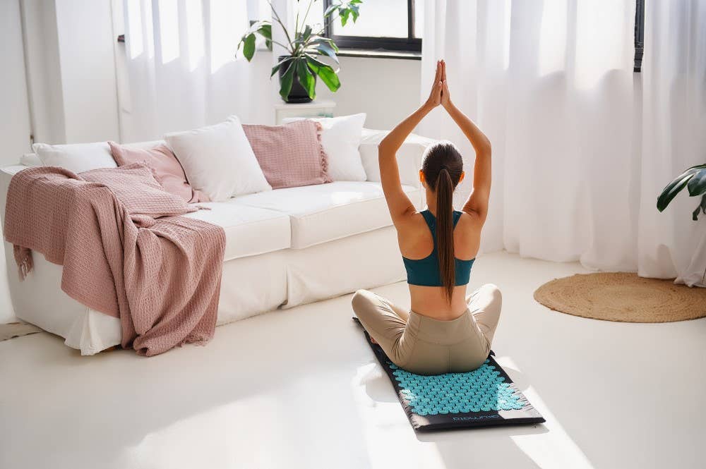 Akumata akupressurmatta med kudde – naturlig avslappning och smärtlindring