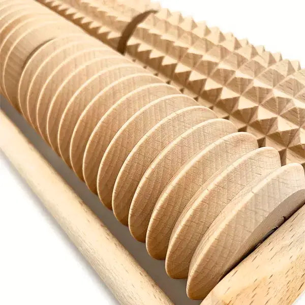 Akito fotmassör - trä